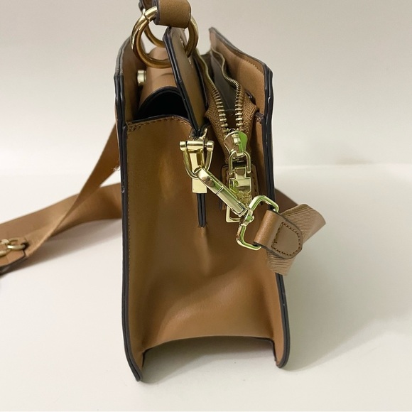 Steve Madden Bevelyn Crossbody Bag - Picture 6 of 15